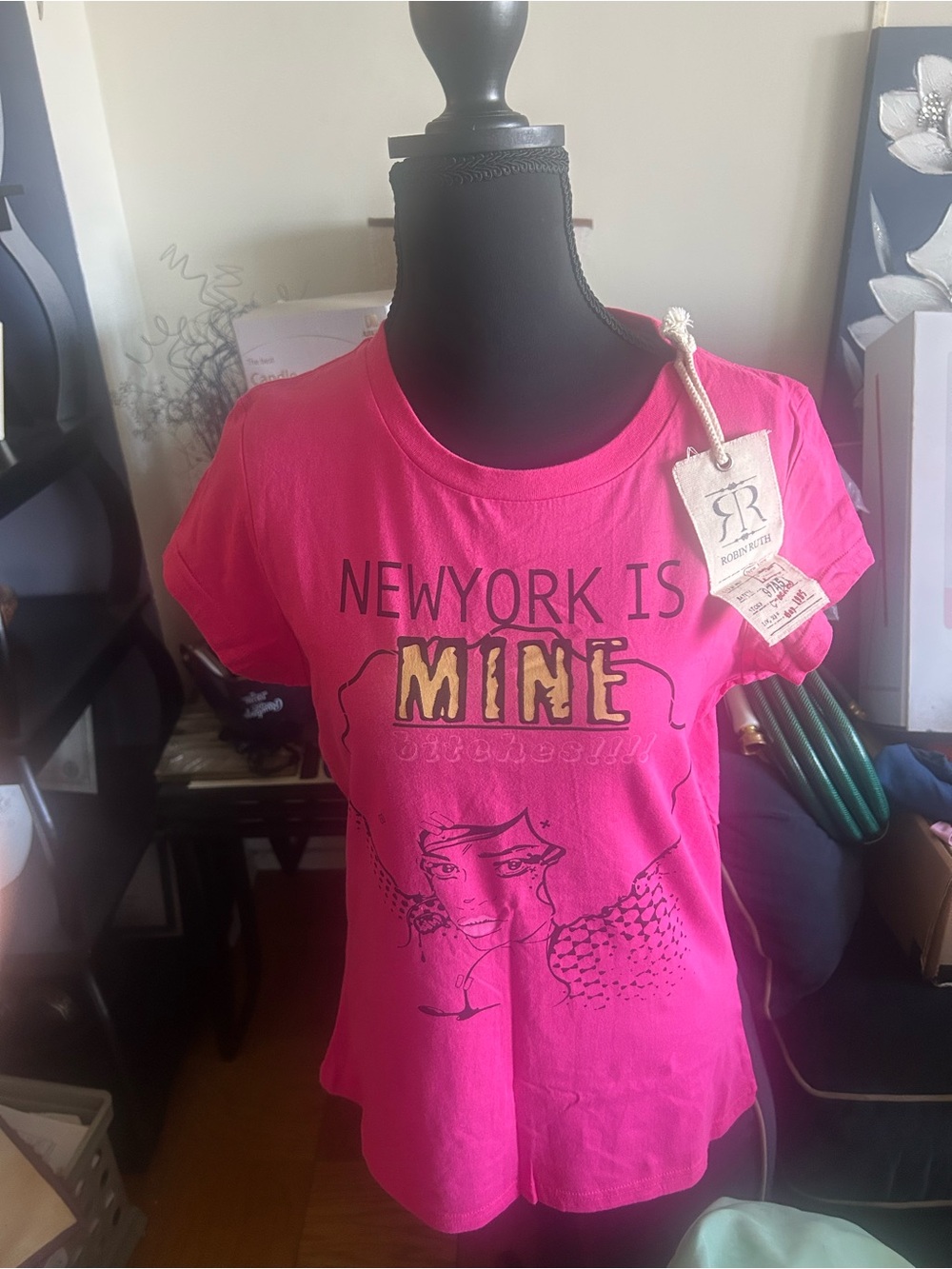 Robin Ruth Hot Pink 'New York Is Mine' Graphic Tee